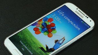 รีวิว Samsung Galaxy S4: ดีไซน์หน้าตาเดิมๆ แต่น่าใช้งานมากขึ้น
