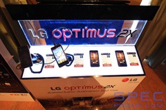 Hands-On LG Optimus Black 11