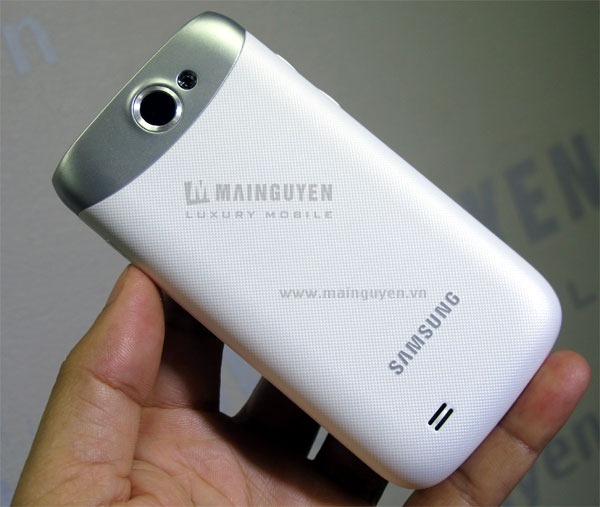 Samsung-Galaxy-W-I8150_2