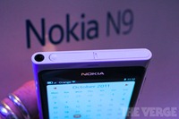 Nokia-world-2011-DSC_1429-N9-white-verge