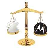 Apple เตรียมเสียเงินก้อนโตหมื่นล้านดอลลาร์ หากแพ้คดีกับ Motorola