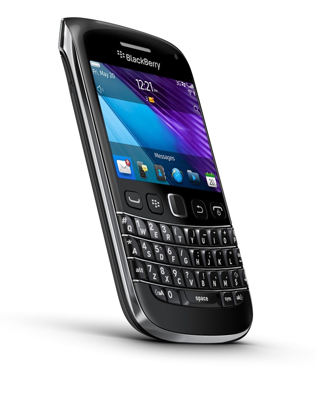 Bold9790_blk_ENG_Gen_AdAngle