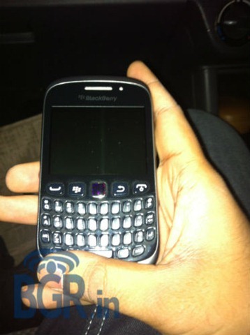 blackberry-curve-9320-hands-on