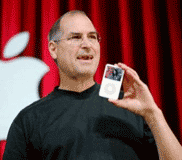 Steve Jobs ได้รางวัล Grammy Trustee Award เนื่องด้วยผลงานในวงการเพลง