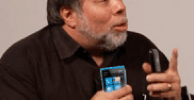 Wozniak ออกความเห็น.. หน้าตา Windows Phone สวยและน่าใช้กว่า Android