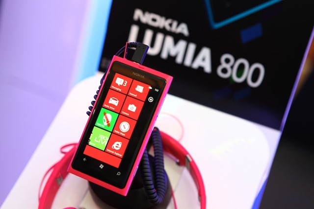 Nokia Lumia Opening 27