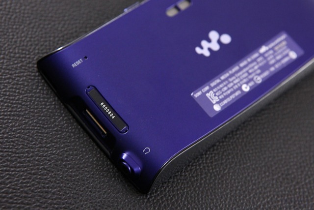 Sony Walkman NWZ-Z1050 Review 10