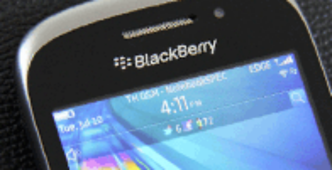 รีวิว BlackBerry Curve 9320 : บีบีรุ่นเล็ก แต่ตอบสนองได้ครบครัน