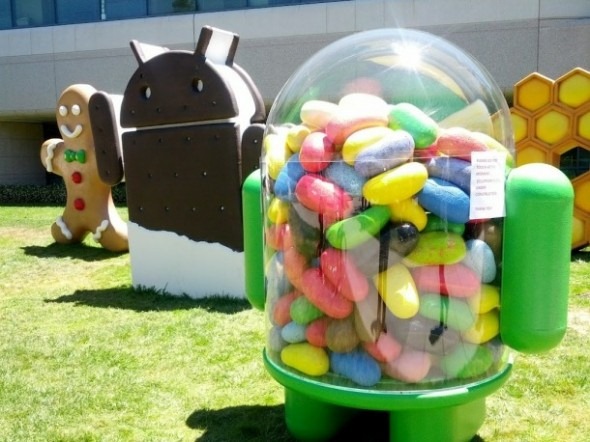 android-jelly-bean-statue-590x442