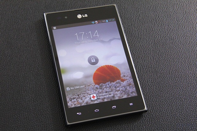 LG Optimus VU Review 004