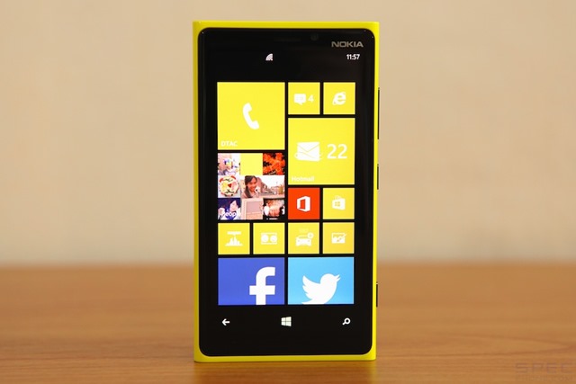 Nokia_Lumia_920_Review 017