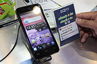 [Hands-on] มือถือ i-mobile IQ 1.1 ในงาน Thailand Mobile Expo 2013 Hi-End (TME 2013)