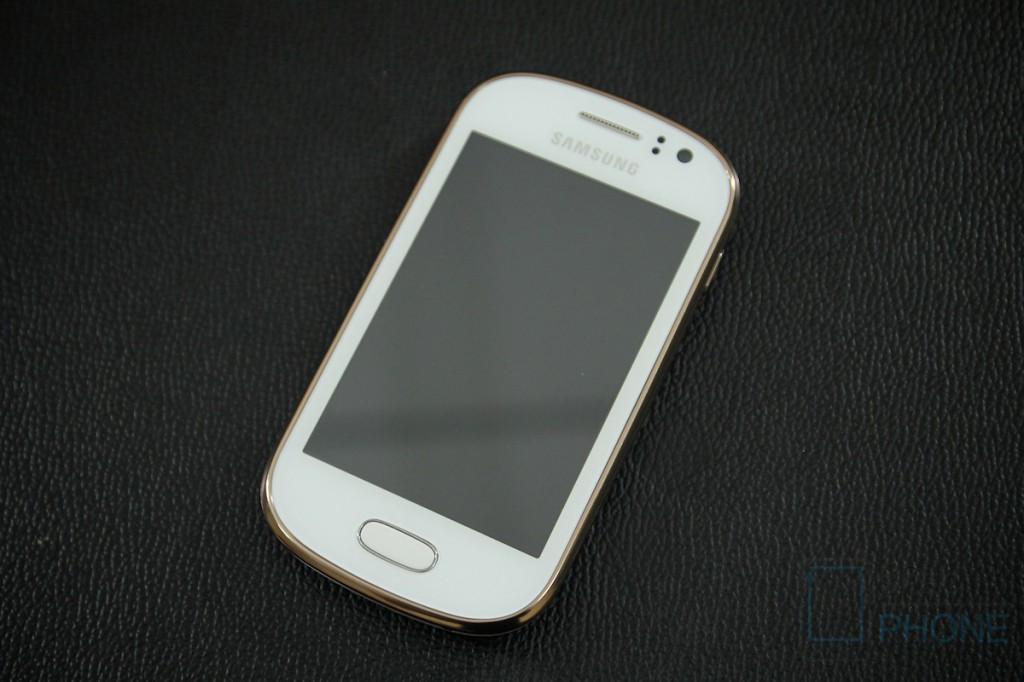 Review Samsung Galaxy Fame Specphone 006