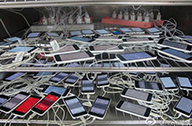 สาวโรงงาน Pegatron โชว์รูป iPhone 5C ขณะกำลังทดสอบหลายสิบเครื่อง เผยถ่ายเก็บไว้ตั้งแต่กรกฎาคม