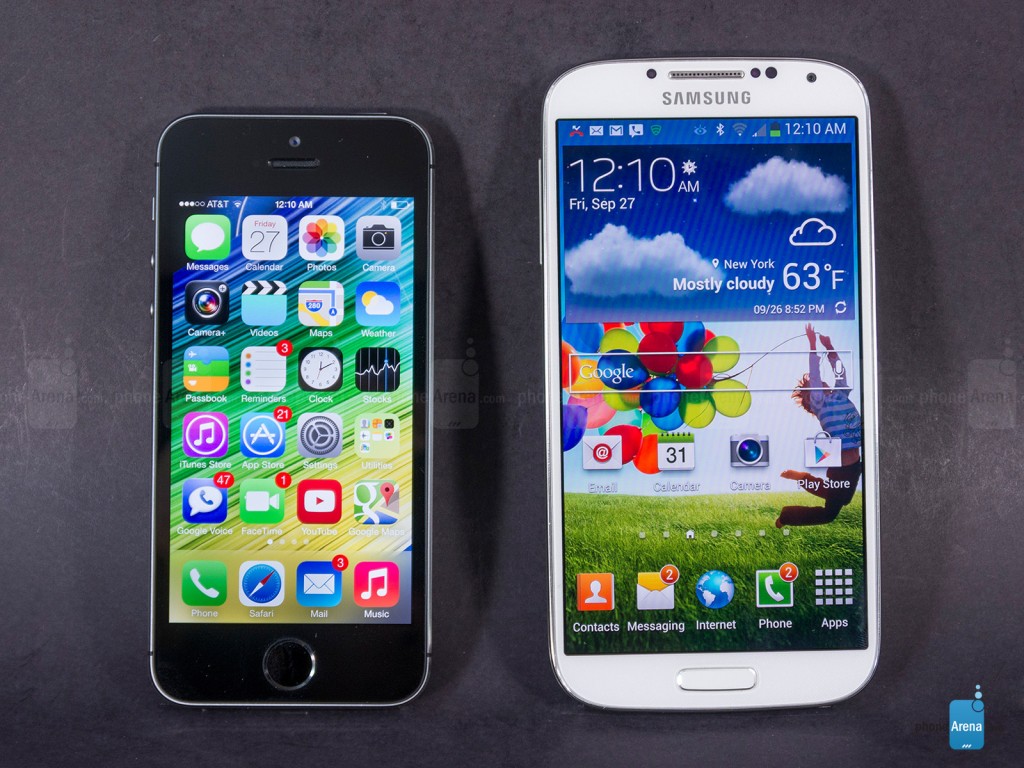 Apple iPhone 5s vs Samsung Galaxy S4 001