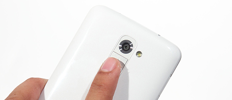 รีวิว LG G2 สมาร์ทโฟนซ่อนปุ่ม กับการใช้งานอันยอดเยี่ยม ที่แฝงอยู่ในความสวยงาม