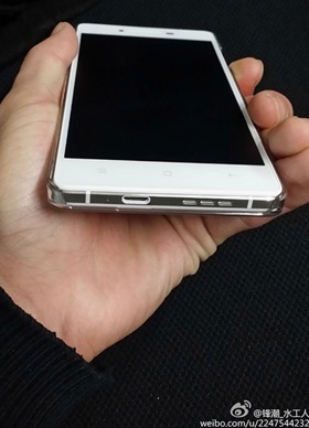 Hi-Res-pictures-leak-of-the-OPPO-R21