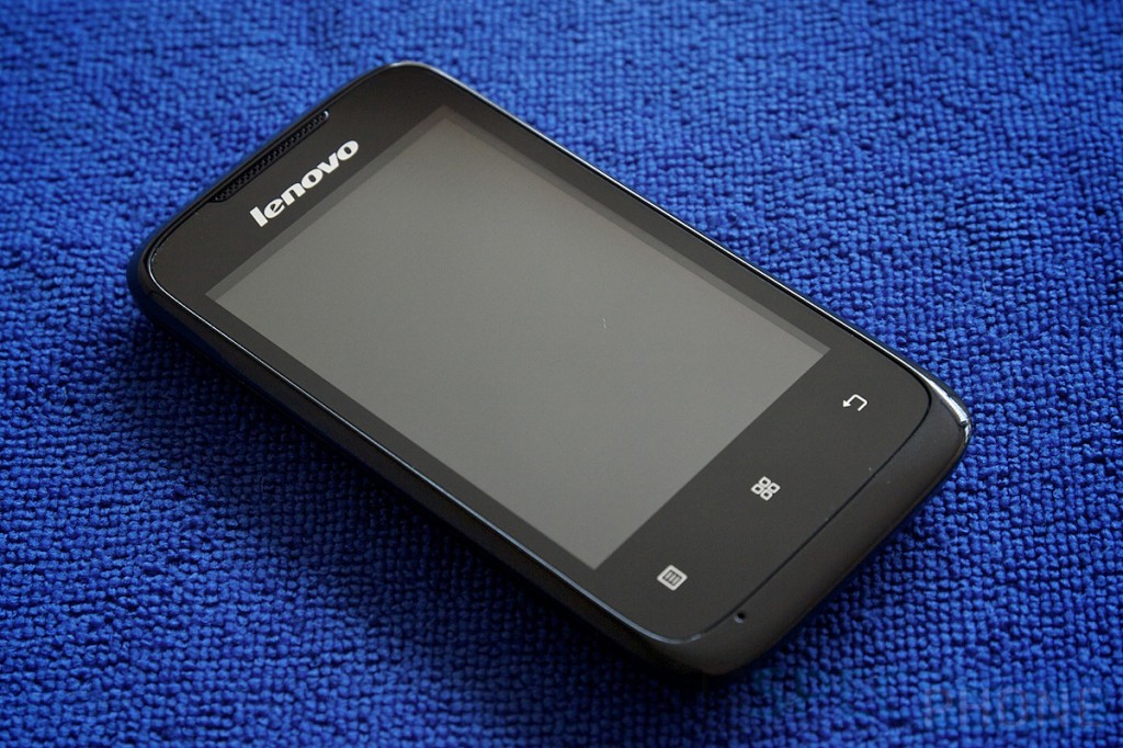 Review Lenovo A269i SpecPhone 002