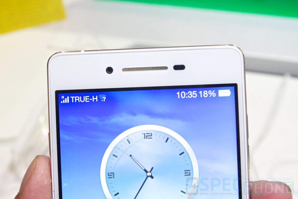 Hands on Oppo R1 TME 2014 SpecPhone 005