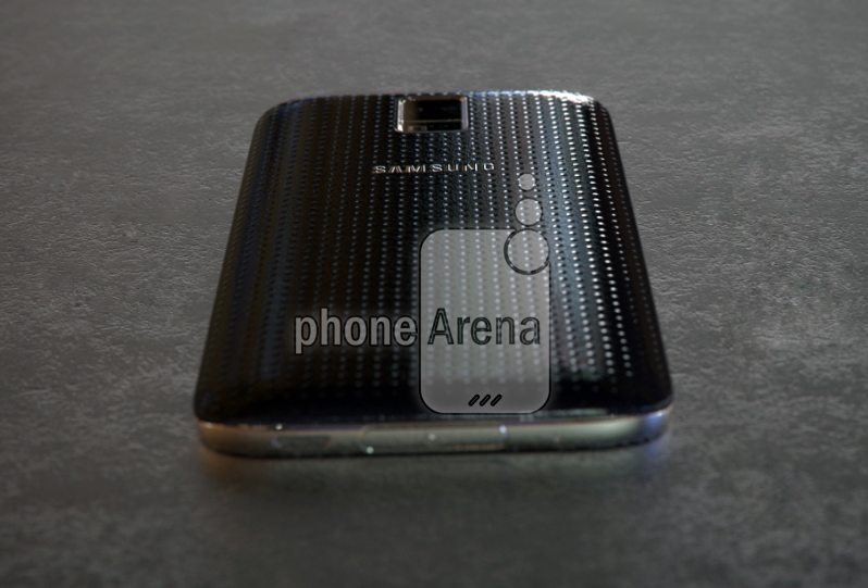 Leaked pictures of the Samsung Galaxy S5 Prime 2