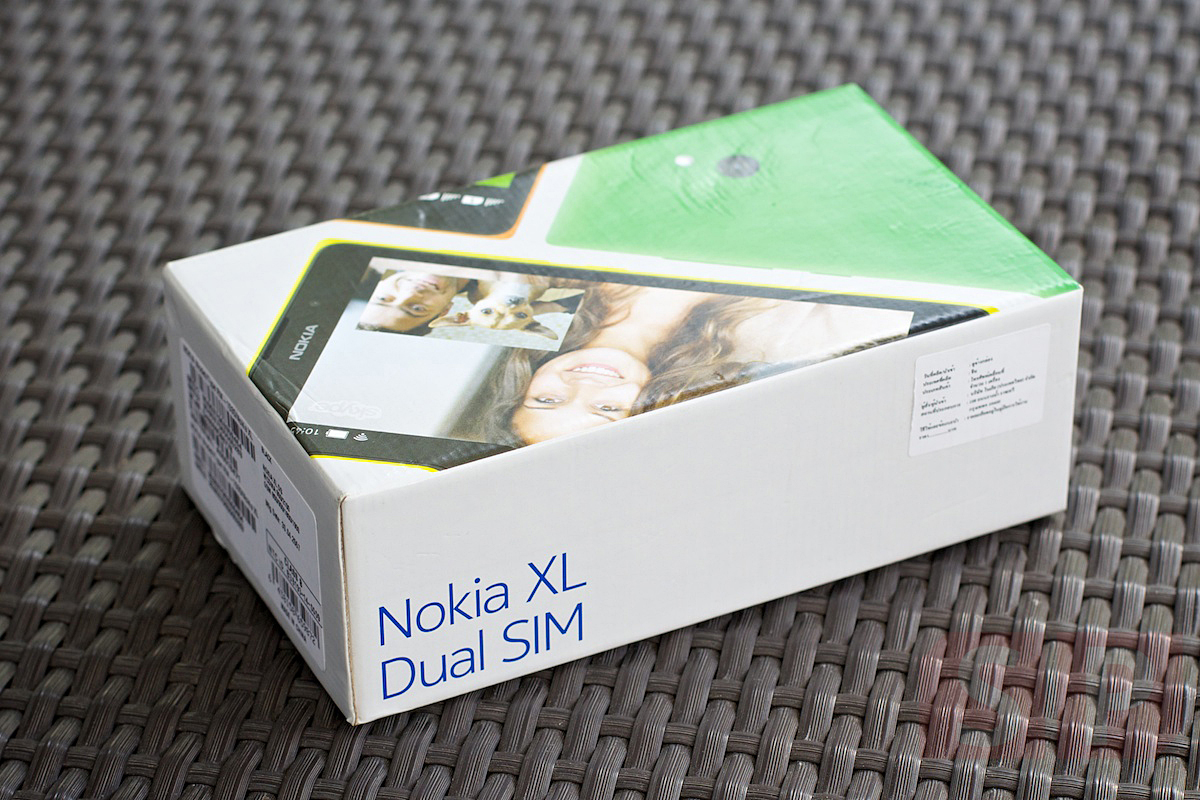 Review Nokia XL SpecPhone 002