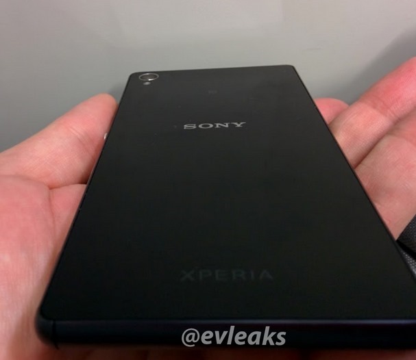 Images-allegedly-of-the-Sony-Xperia-Z3 (1)