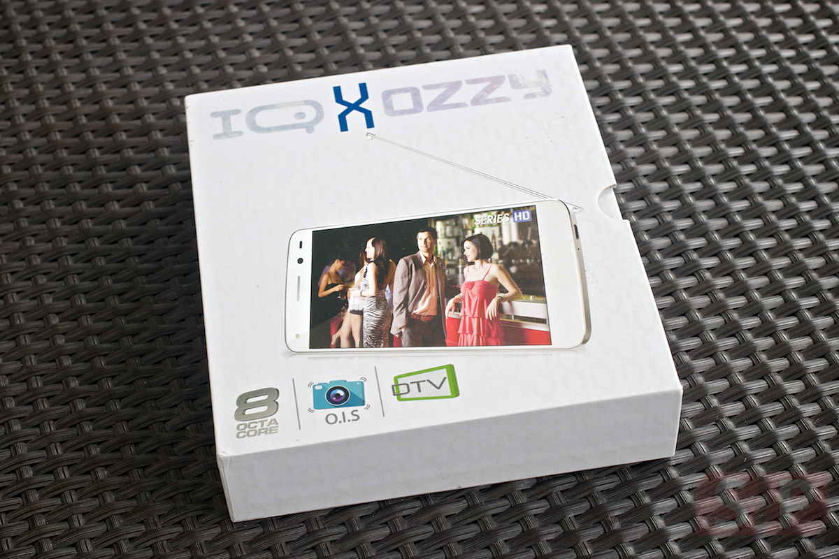 Review i mobile IQ X OZZY SpecPhone 001