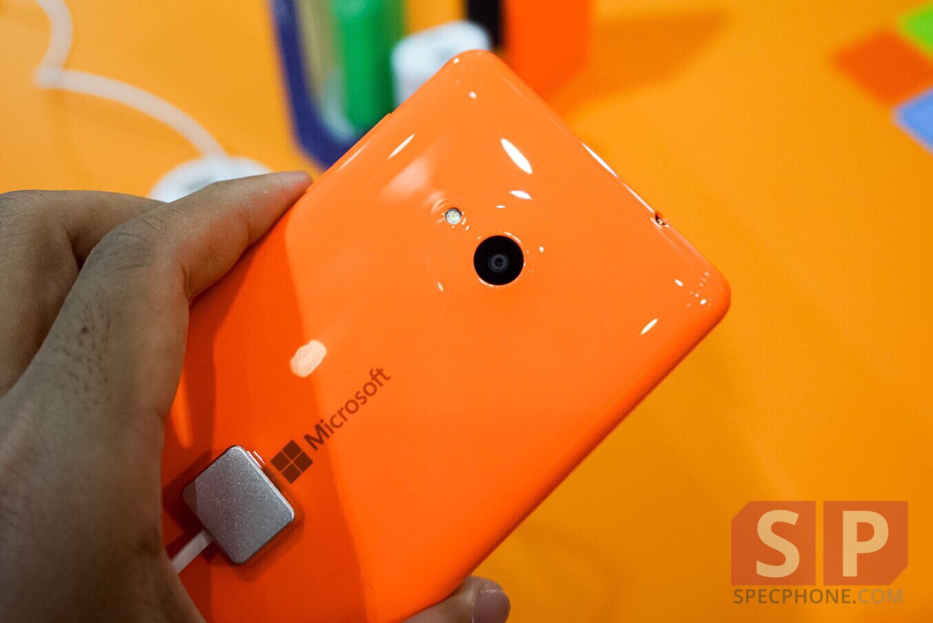 Hands-on + พรีวิว Microsoft Lumia 535 มือถือรุ่นแรกของ Microsoft กับสเปคโดนใจ ในราคาไม่ถึง 5,000 บาท