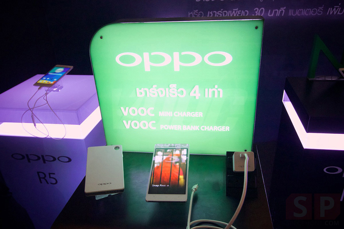 OPPO R5 N3 Launch Event SpecPhone 050
