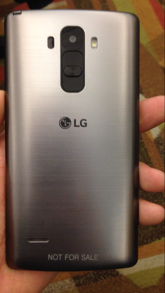 Photos allegedly showing the LG G4 or G4 Note