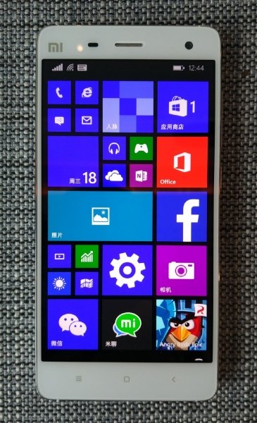 จะล้ำไปไหน Xiaomi โชว์ Windows 10 บน Mi 4 แถมเปิดให้แฟลชกันได้เองด้วย