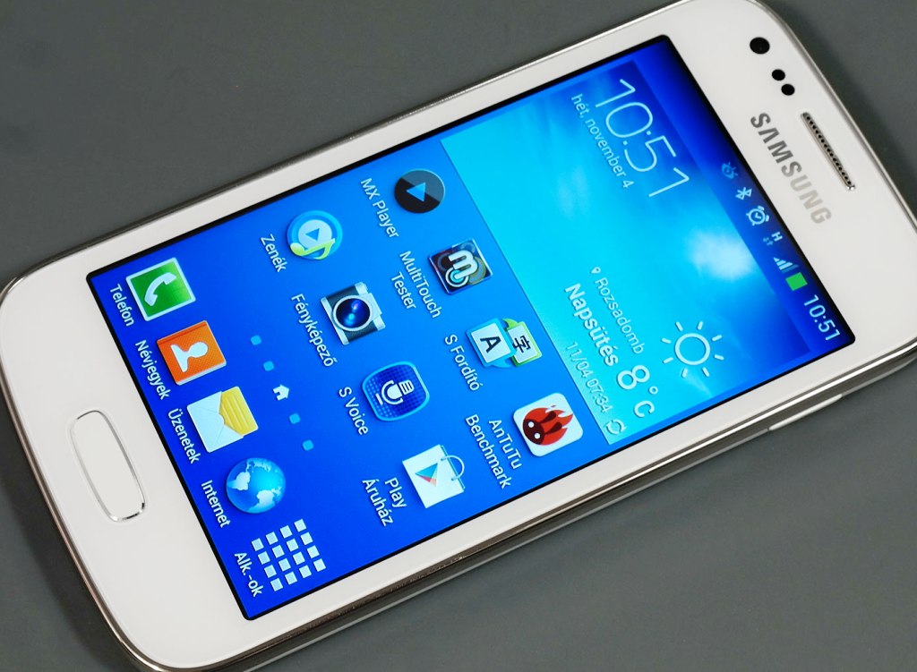 หลุดข้อมูลสเปคของ Samsung Galaxy J2 สมาร์ทโฟนราคาประหยัด แต่มาพร้อมกับ CPU Quad-core และอมยิ้มตัวล่าสุด