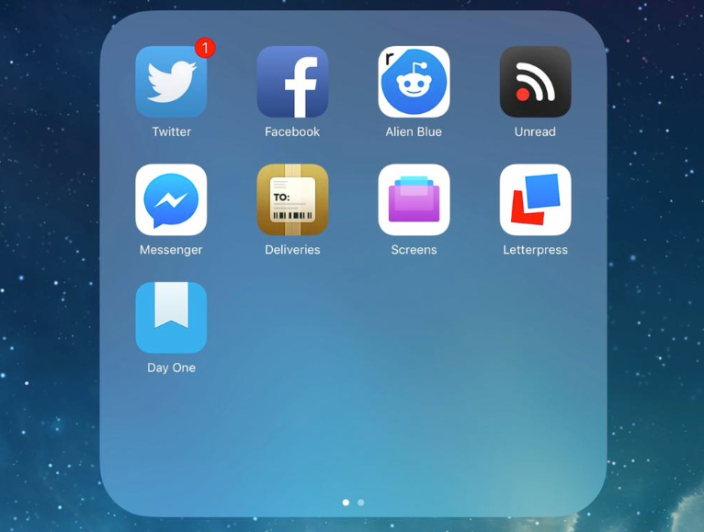 iOS 9 beta 3 เผยฟีเจอร์ใหม่: โฟลเดอร์ใน iPad ปรับขนาดเป็น 4×4 พร้อมแยกอัลบั้มรูปเซลฟี่ กับภาพหน้าจอต่างหากแล้ว