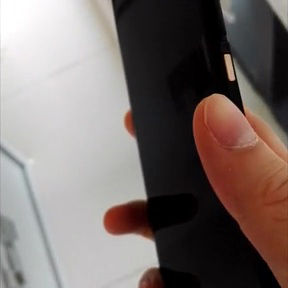 Earlier leaked alleged Nexus 5 images4