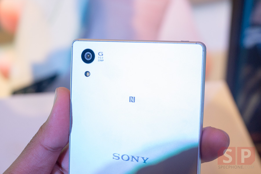 Hands on Sony Xperia Z5 SpecPhone 012