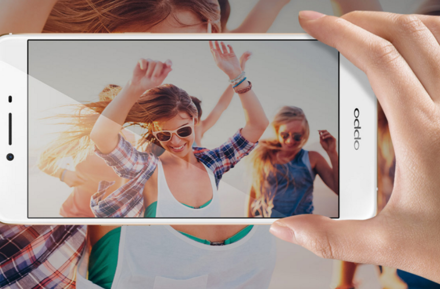 The Oppo R7s phablet is unveiled 3