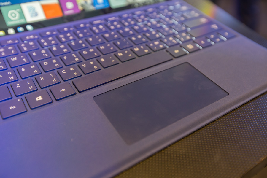 Hands on Microsoft Surface Pro 4 SpecPhone 00033