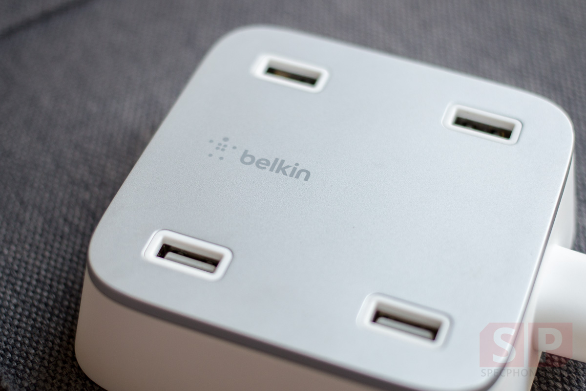 Review Belkin 4 Hub USB Charger SpecPhone 004
