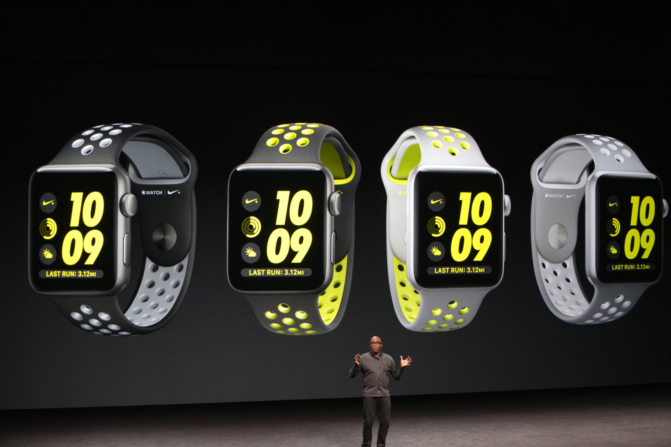 Apple เปิดตัว Apple Watch Series 2 อัพเกรดตัวเครื่องกันน้ำ เพิ่ม GPS ในตัว พร้อมความแรงด้วยซีพียูดูอัลคอร์!!