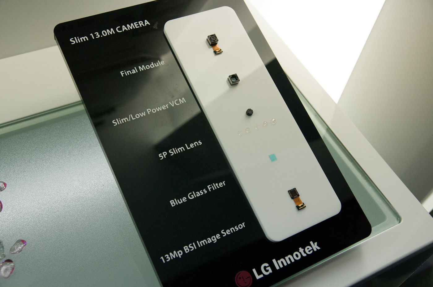 ลือ !! Apple จะร่วมมือกับ LG ผลิตกล้องหลัง Dual Camera ที่ถ่ายภาพ 3 มิติได้ใน iPhone 8 !!