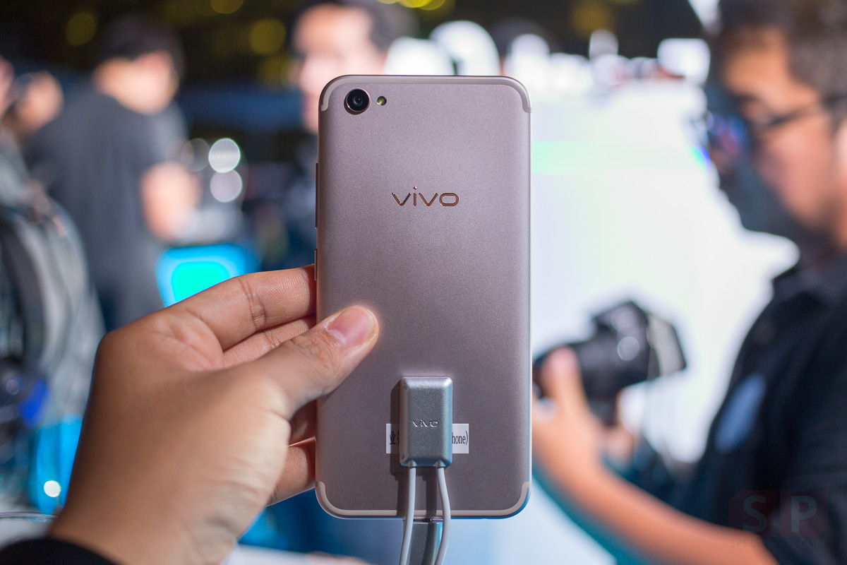 [Hands-on] ลองจับ Vivo V5 Plus มือถือกล้องหน้าคู่ 20 + 8 ล้านพิกเซล Ram 4 GB ในราคา 13,990 บาท!!
