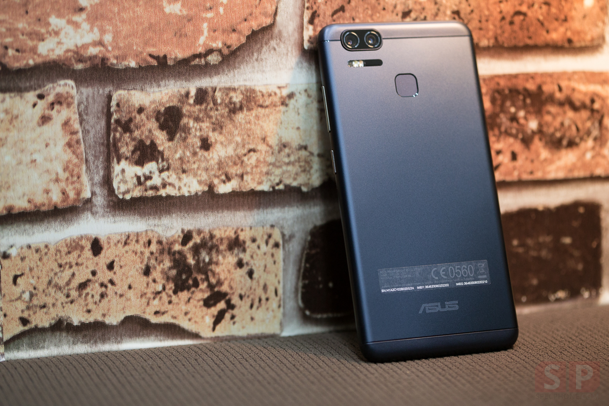 Review ASUS Zenfone Zoom S SpecPhone 3