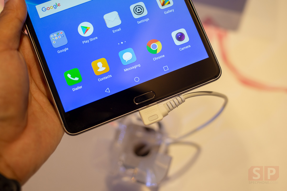 Hands on HUAWEI MediaPad M5 and M5 Pro SpecPhone 002