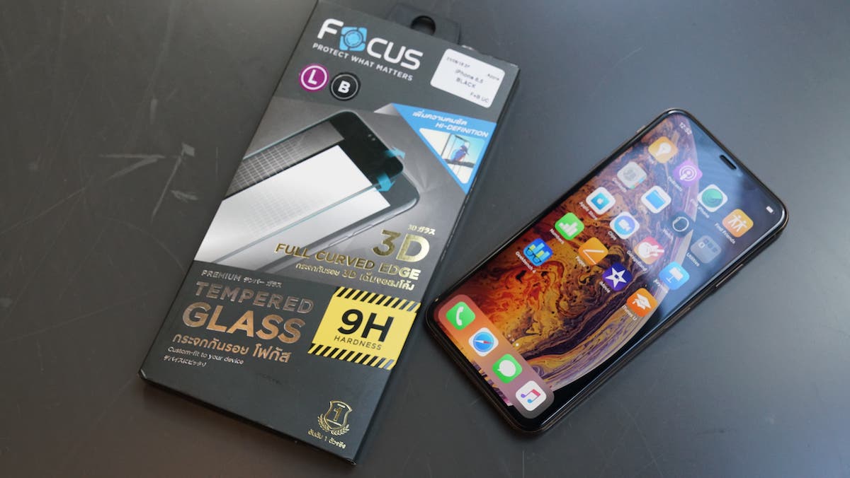 PR Focus Screen Protector for iPhone XS Max 00003