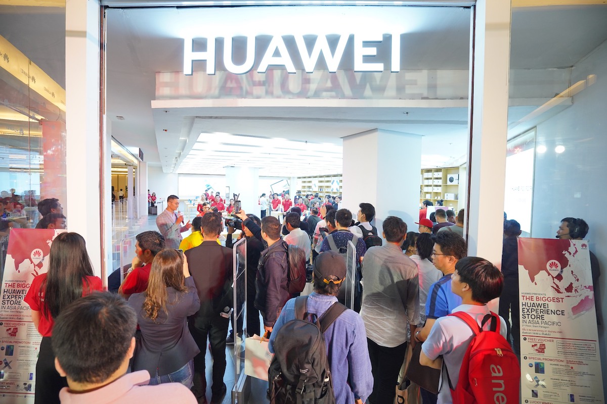 HUAWEI Experience Store at Siam Paragon 00008