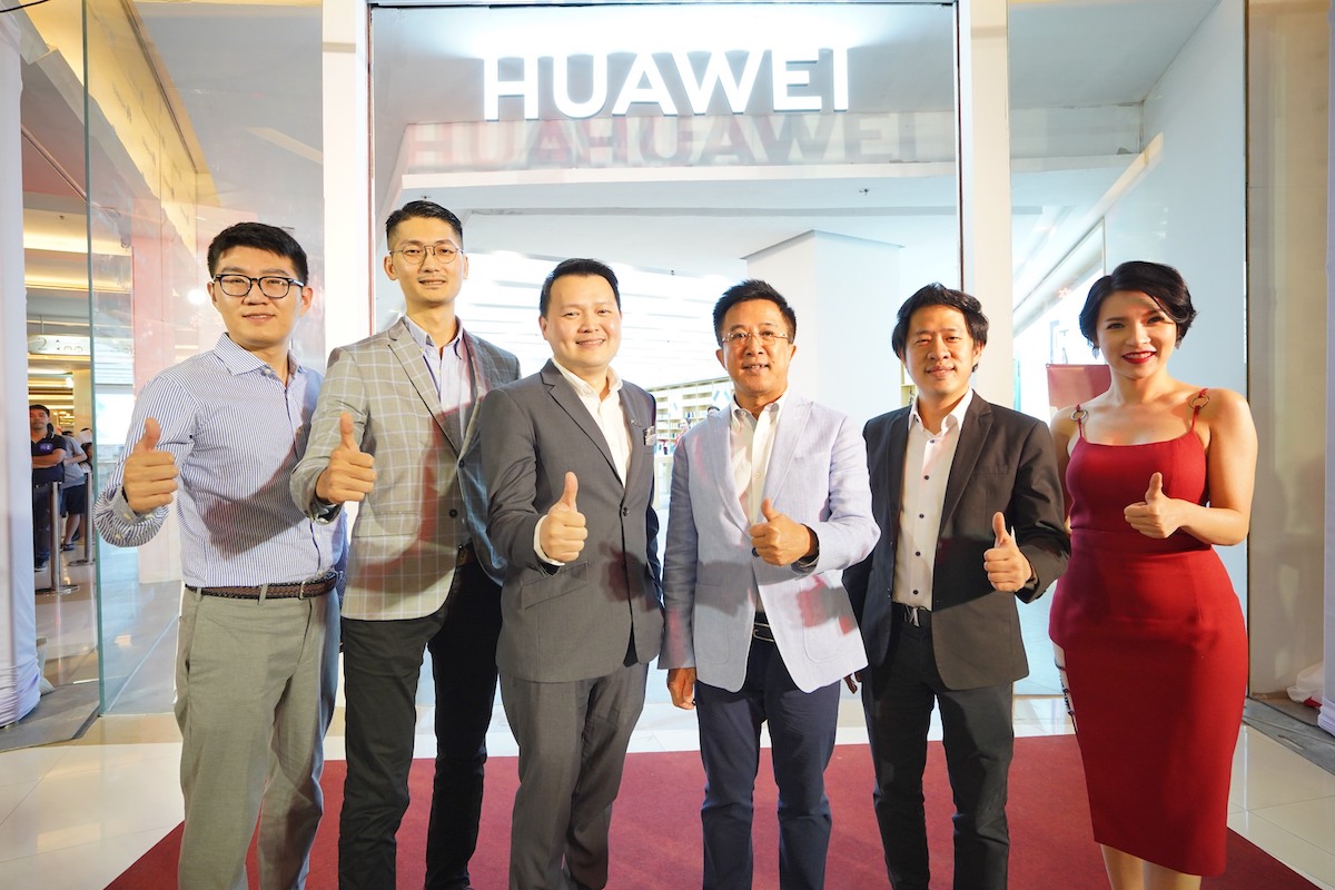 HUAWEI Experience Store at Siam Paragon 00009