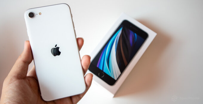 แกะกล่อง iPhone SE 2020 เครื่องเล็กแต่ชิปใหญ่ Apple A13 ราคาเริ่มต้น 14,900 บาท