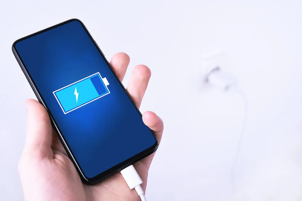 how long does a cell phone battery charge last 1
