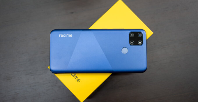 แกะกล่อง realme C12 รุ่นเล็ก แบตใหญ่ 6,000 mAh ถ่ายกลางคืนได้