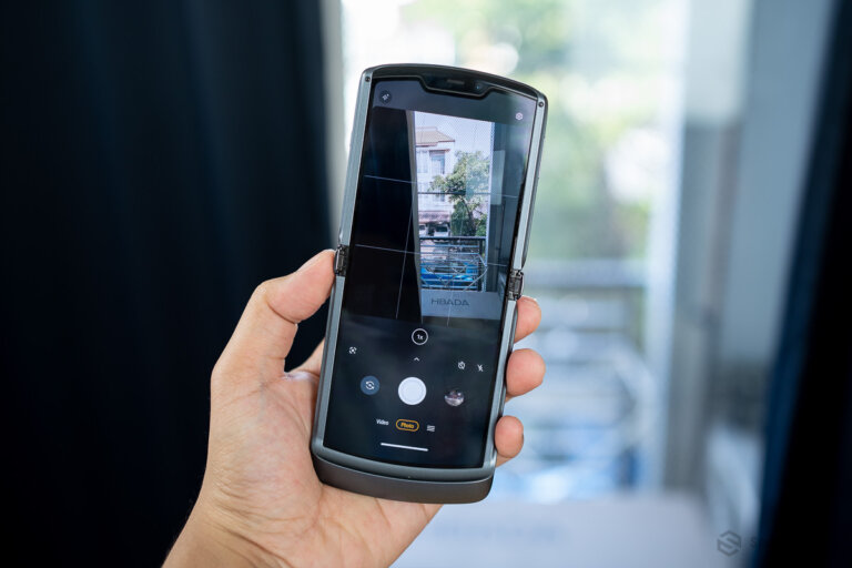 Review Motorola razr 5G SpecPhone 00026